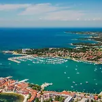 Apartments Jadran